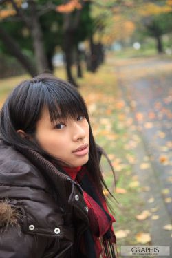 办公室狂肉校花H陈若雪视频